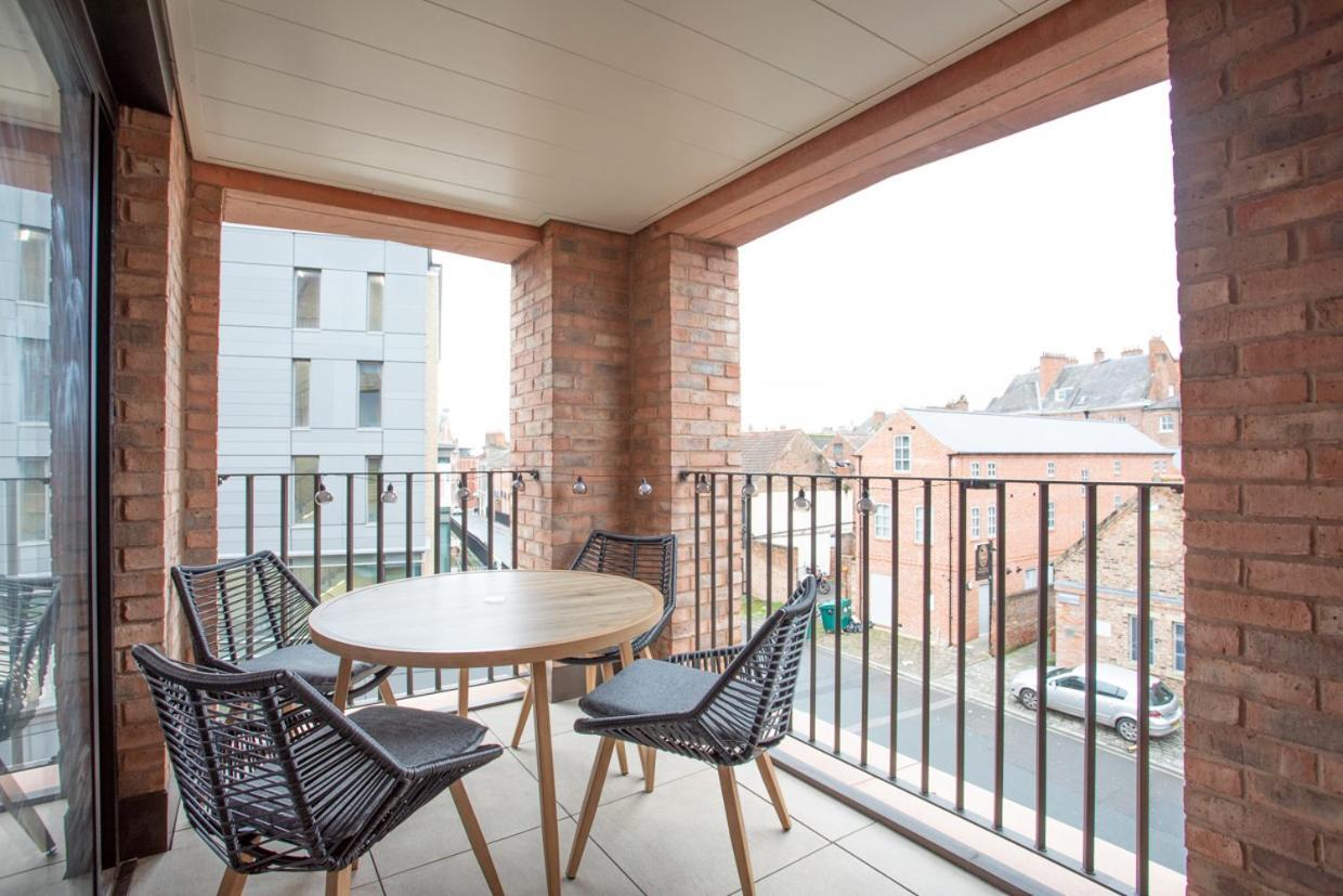 Luxury 2 Bedroom Apartment With Free Parking In The Heart Of York Ngoại thất bức ảnh