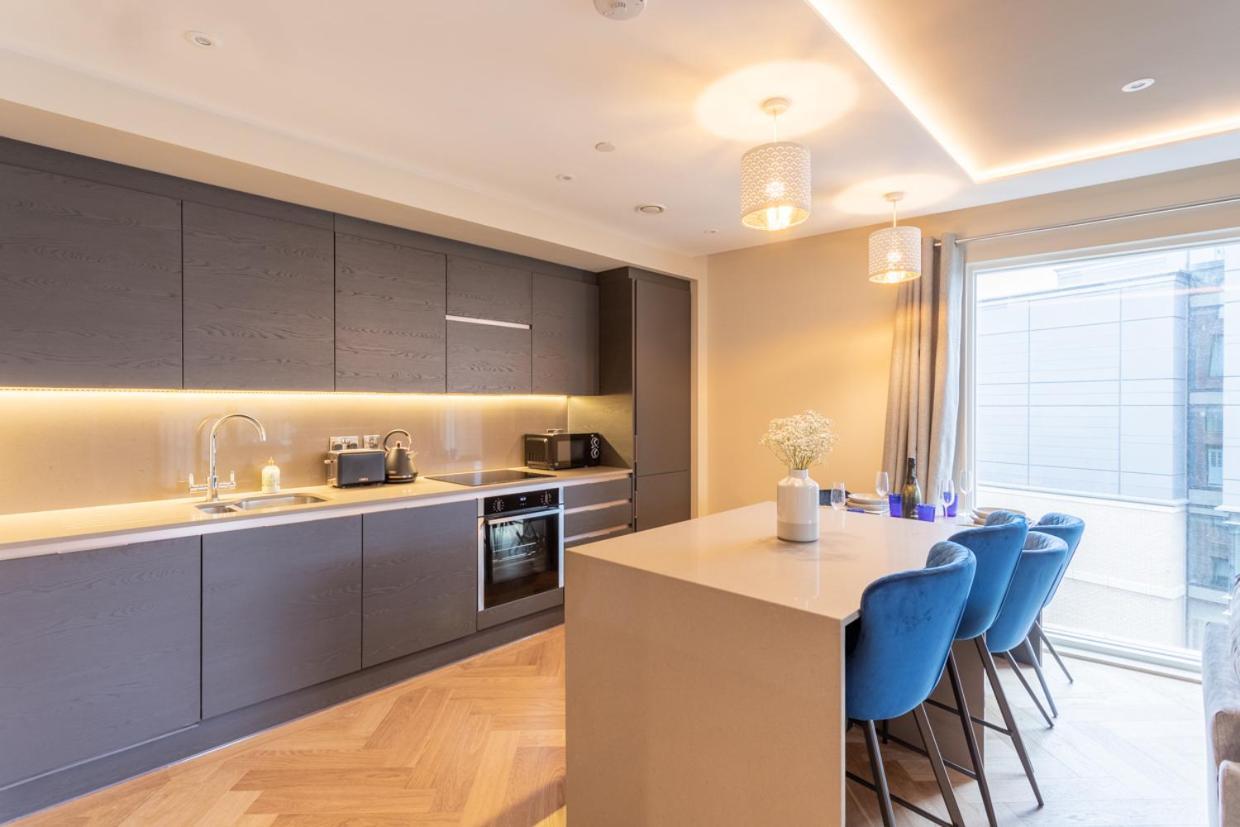 Luxury 2 Bedroom Apartment With Free Parking In The Heart Of York Ngoại thất bức ảnh